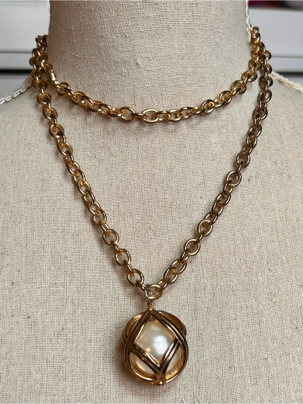 Vintage 80s Gold Faux Pearl Cage Pendant Necklace 32" Mob Wife Retro Chic